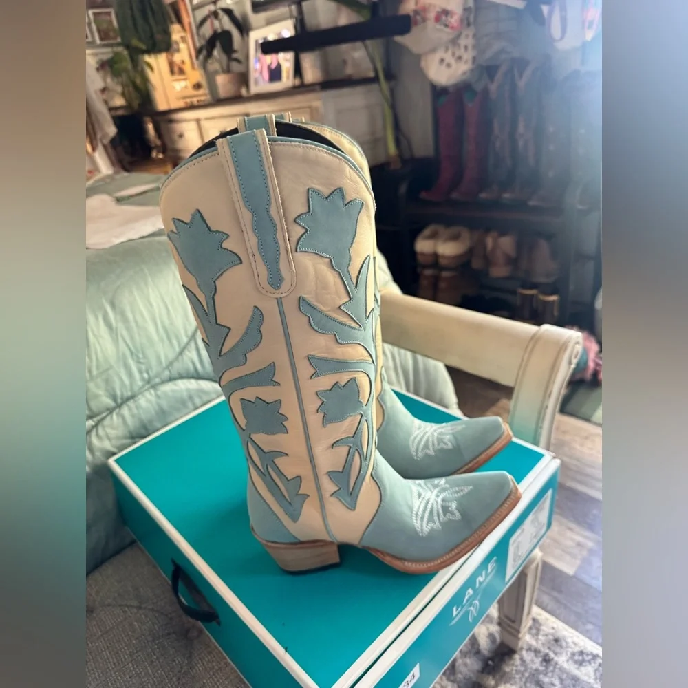 Lane Jolene Blue and Cream Floral Heeled Boots - Picture 5 of 13